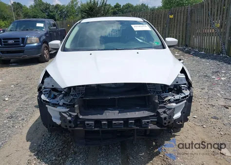 2018 Ford Focus Se z USA, uszkodzony, nr VIN 1FADP3K25JL331773